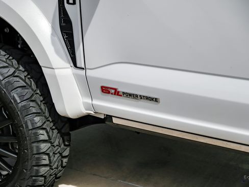 Used 2026 Ford F450 Platinum w/ FX4 Off-Road Package image 22