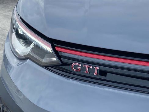 New 2026 Volkswagen GTI SE image 5