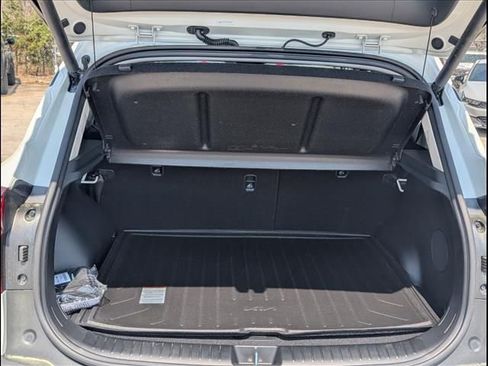 New 2026 Kia Seltos SX image 13