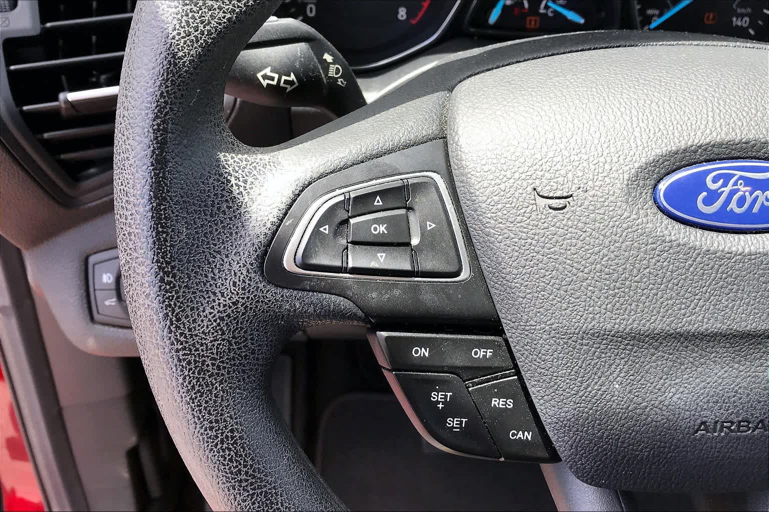 Used 2018 Ford Escape SE w/ SE Sync 3 Package AWD/4WD image 24