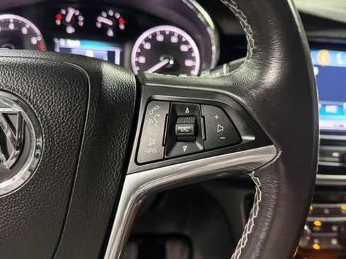 Used 2018 Buick Encore Preferred image 19
