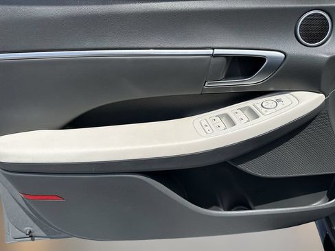 Used 2023 Hyundai Sonata SEL w/ Convenience Package FWD image 16