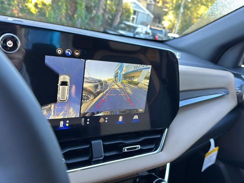 New 2026 Chevrolet Equinox ACTIV w/ Convenience Package III image 22