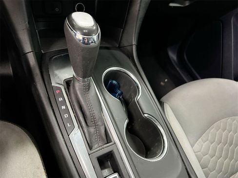 Used 2018 Chevrolet Equinox LS w/ LPO, Cargo Package image 16