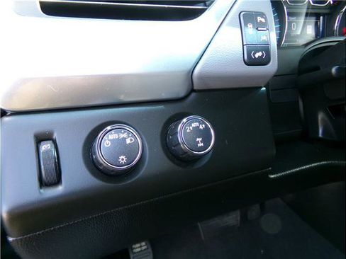 Used 2019 Chevrolet Tahoe LT image 26