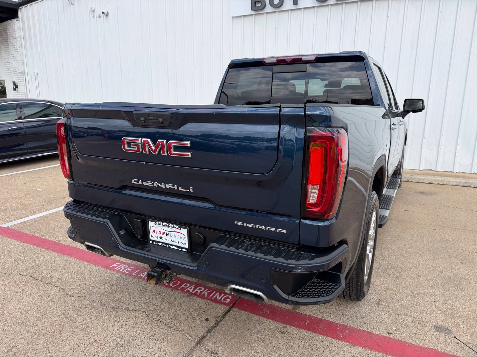 Used 2022 GMC Sierra 1500 Denali AWD/4WD image 7