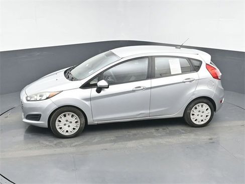 Used 2016 Ford Fiesta S image 32