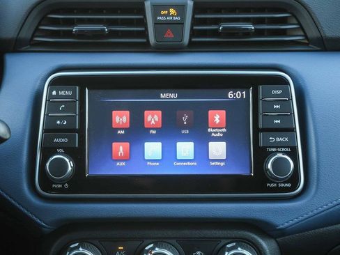 Used 2025 Nissan Versa SV w/ Trunk Package image 14