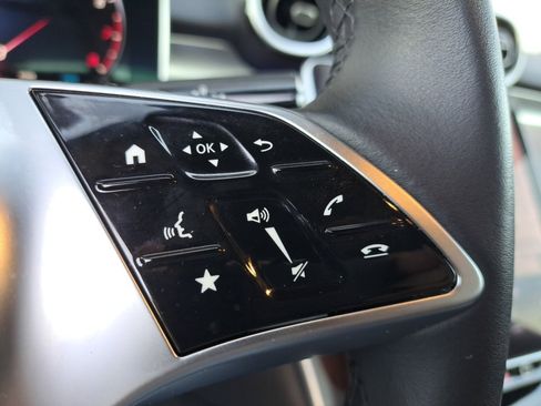 Used 2024 Mercedes-Benz C 300 Sedan image 38