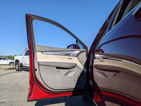 Used 2023 Cadillac XT5 Premium Luxury FWD image 60