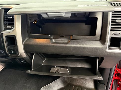 Used 2019 RAM 1500 Big Horn AWD/4WD image 68