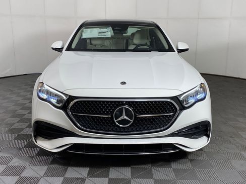 Used 2026 Mercedes-Benz E 350 4MATIC Sedan image 5