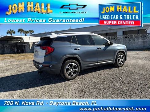 Used 2020 GMC Terrain SLT image 13
