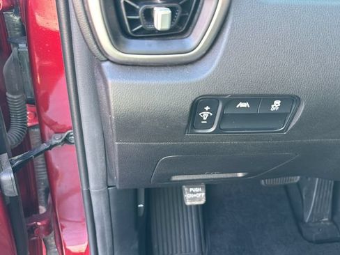 Used 2023 Kia Sorento S w/ Panoramic Sunroof Package FWD image 23
