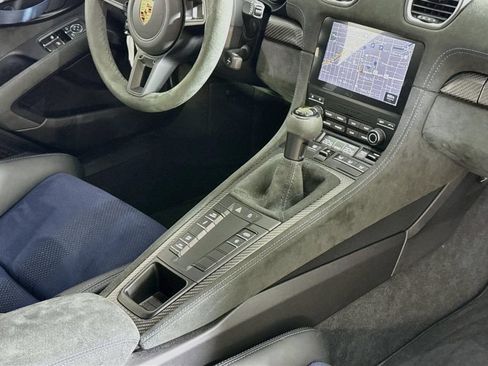 Used 2025 Porsche 718 Cayman GT4 RS RWD image 22