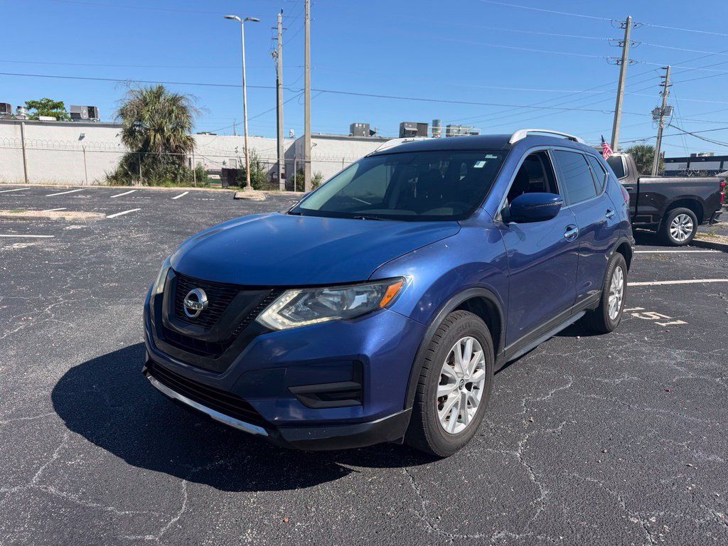 Used 2018 Nissan Rogue SV FWD image 3