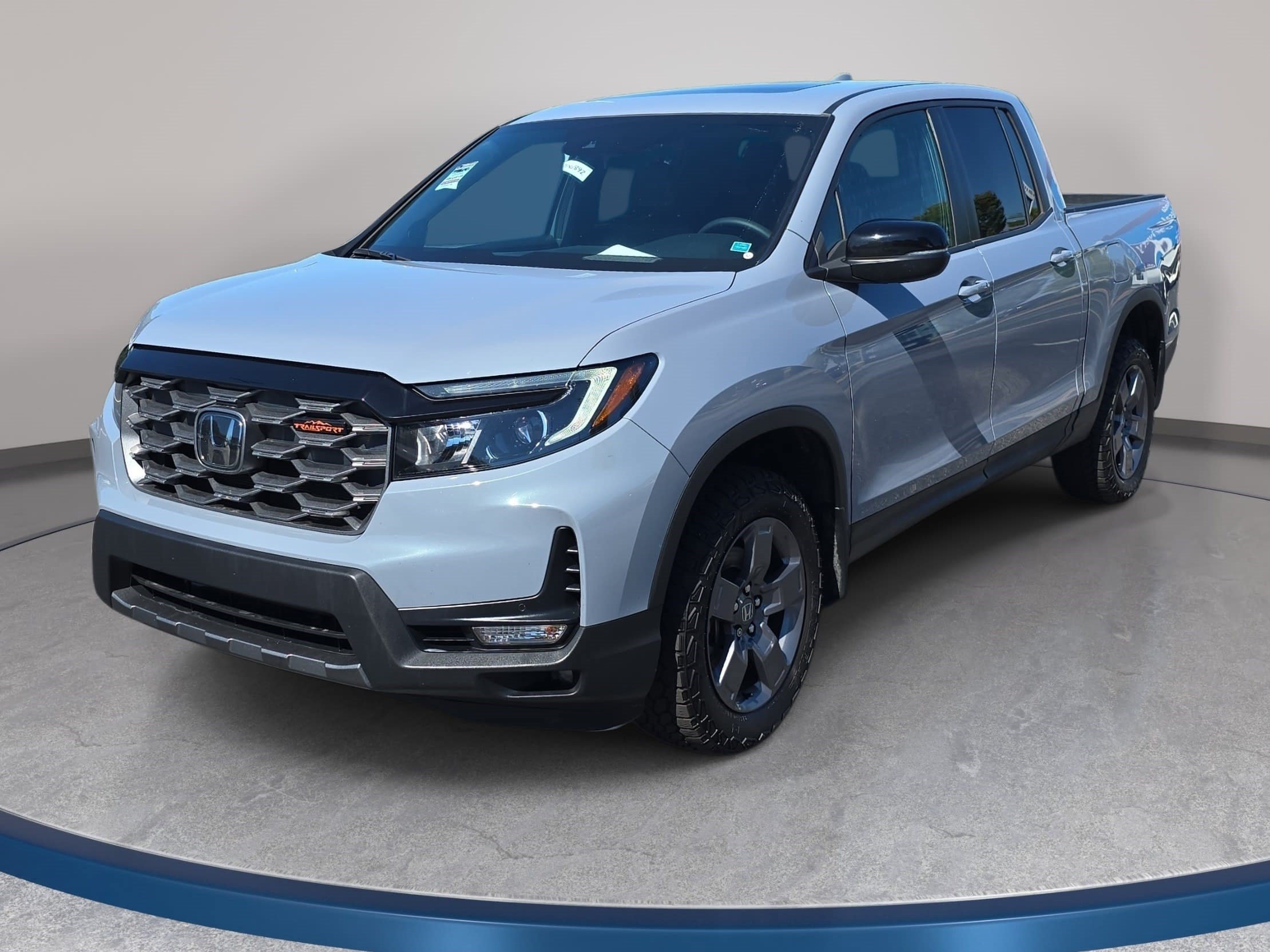Used 2025 Honda Ridgeline TrailSport image 1