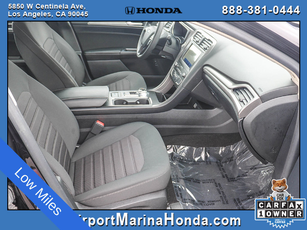 Used 2020 Ford Fusion SE FWD image 21