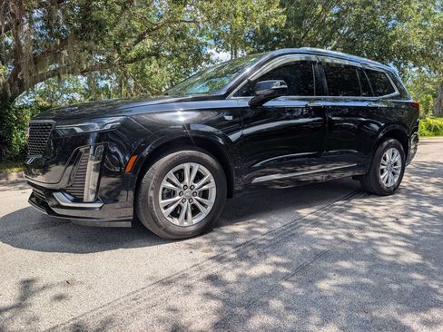 Used 2021 Cadillac XT6 Luxury FWD image 3