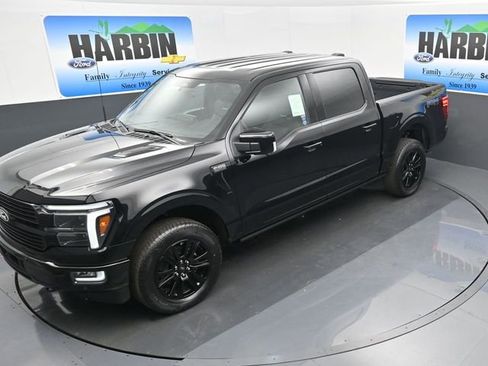 New 2025 Ford F150 Platinum w/ FX4 Off-Road Package image 21