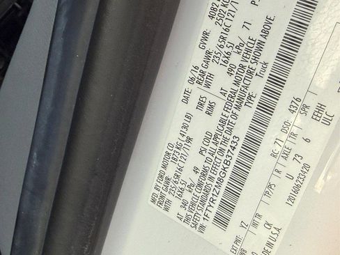 Used 2016 Ford Transit 250 130 Low Roof w/ Exterior Upgrade Package image 27