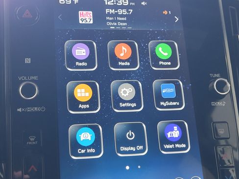 Certified 2025 Subaru Forester Premium image 17