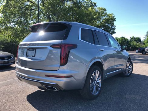 Used 2024 Cadillac XT6 Premium Luxury w/ LPO, Floor Liner Package AWD/4WD image 2