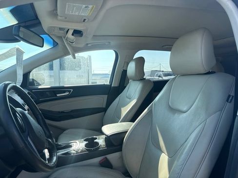 Used 2016 Ford Edge Titanium w/ Equipment Group 302A FWD image 9