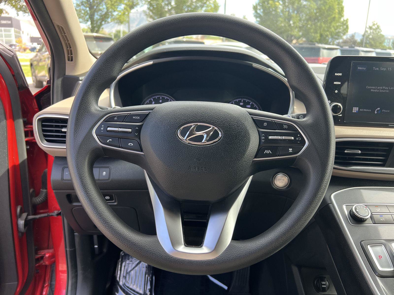 Used 2022 Hyundai Santa Fe SEL AWD/4WD image 6