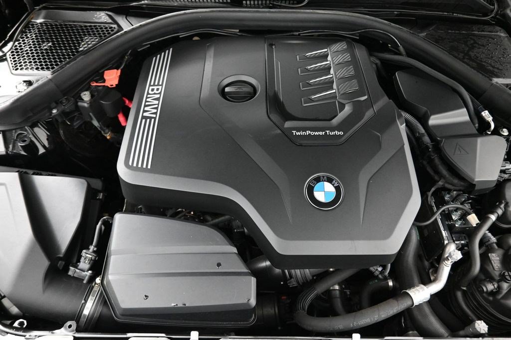 Used 2024 BMW 330i Sedan w/ Convenience Package RWD image 18