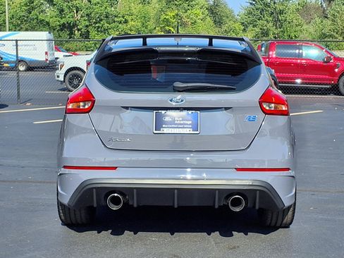 Used 2017 Ford Focus RS AWD/4WD image 22