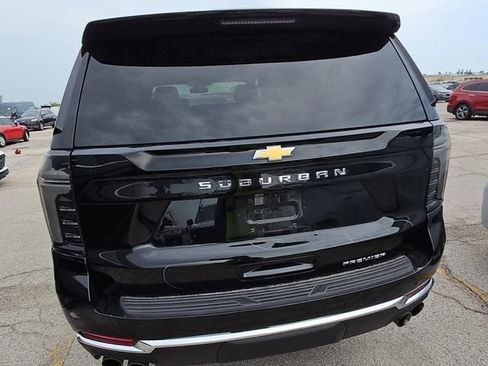 Used 2026 Chevrolet Suburban Premier w/ Sun And Tow Package AWD/4WD image 20