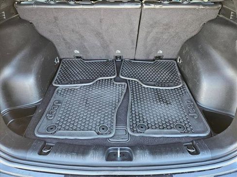 Used 2024 Jeep Compass Trailhawk image 6