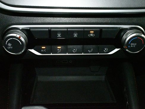 Used 2023 Nissan Altima 2.5 SR FWD image 36