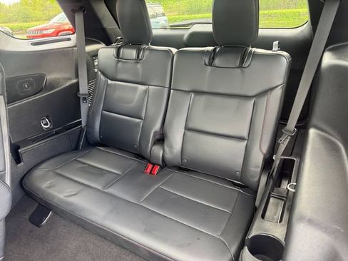 Used 2025 Ford Explorer ST-Line w/ Premium Package AWD/4WD image 22