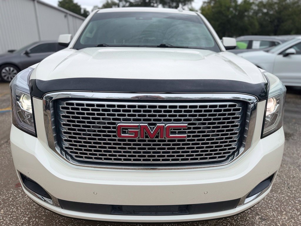 Used 2015 GMC Yukon XL Denali w/ Premium Package RWD image 8