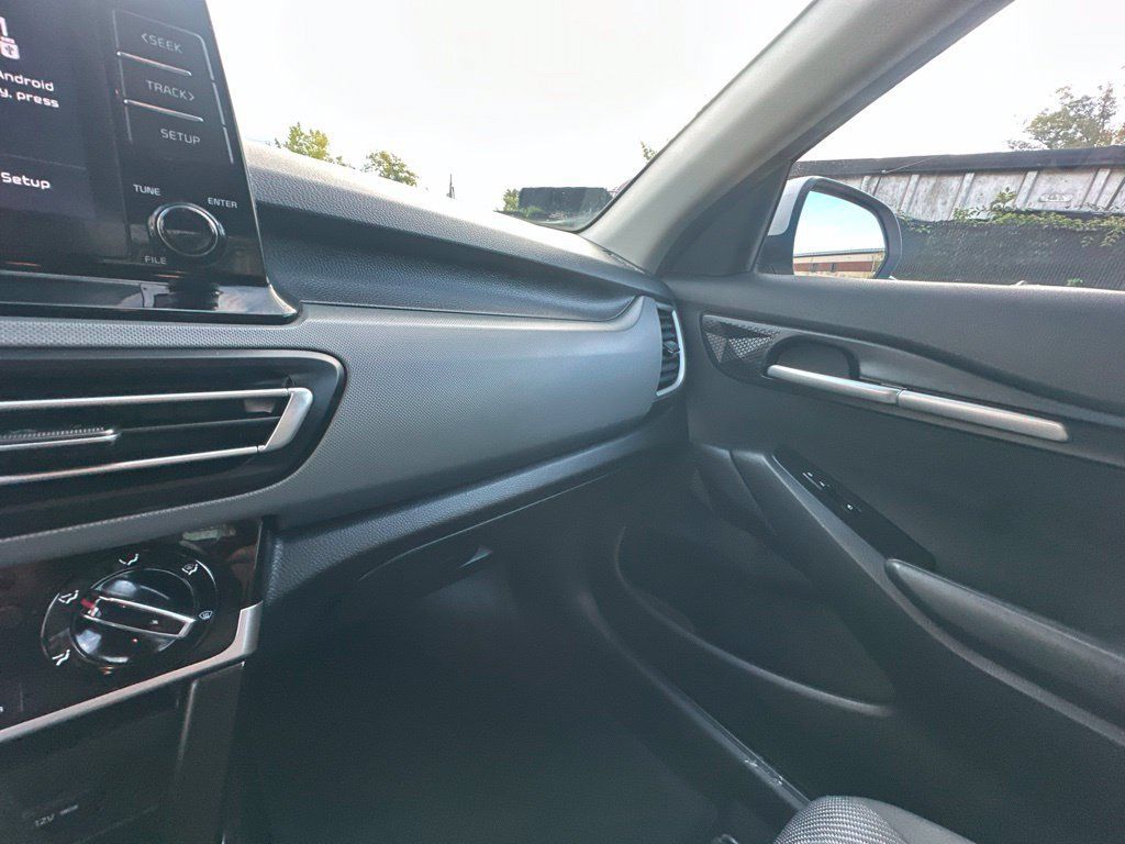Used 2023 Kia Seltos LX AWD/4WD image 20