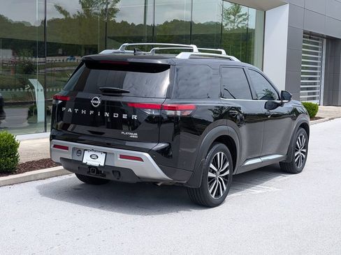 Used 2024 Nissan Pathfinder Platinum AWD/4WD image 7