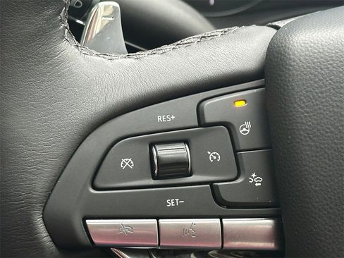 Certified 2024 Cadillac XT6 Sport w/ Technology Package image 35