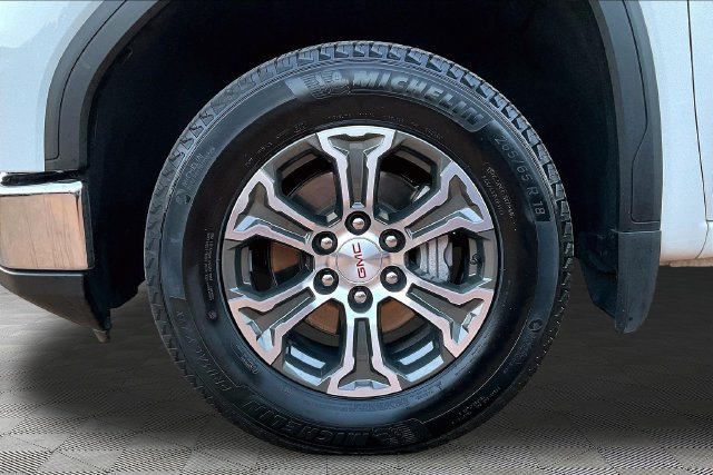 Used 2025 GMC Sierra 1500 SLT AWD/4WD image 21