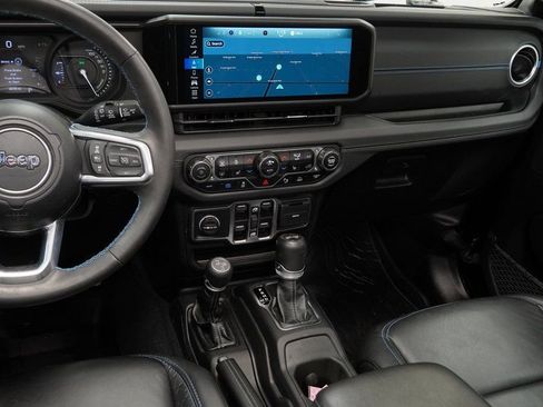 Used 2024 Jeep Wrangler High Altitude image 27