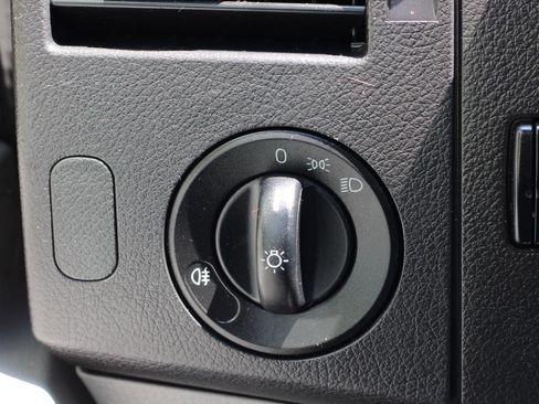 Used 2018 Mercedes-Benz Sprinter 2500 image 18