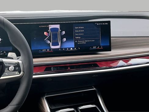Used 2025 BMW 760i xDrive w/ Executive Package AWD/4WD image 6