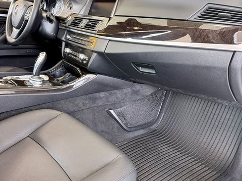 Used 2015 BMW 528i Sedan RWD image 12