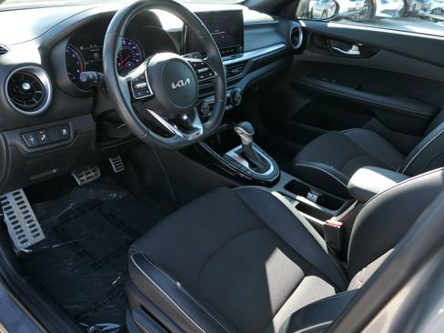 Used 2023 Kia Forte GT-Line w/ GT-Line Technology Package image 12