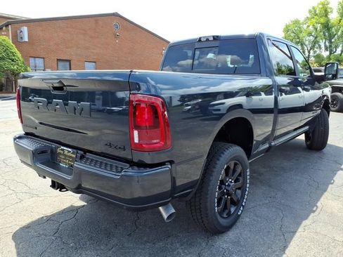 New 2026 RAM 2500 Big Horn AWD/4WD image 3
