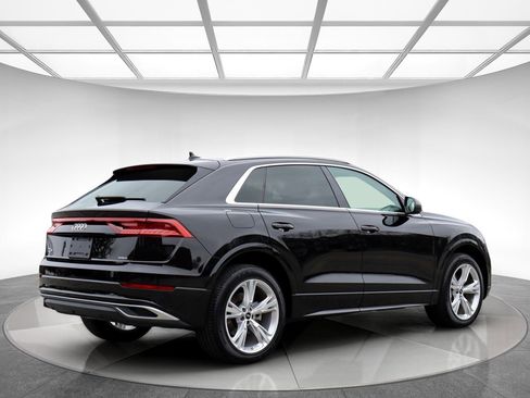 Used 2022 Audi Q8 Premium Plus w/ Premium Plus Package image 8