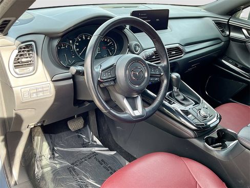Used 2023 MAZDA CX-9 Carbon Edition image 9