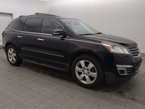 Used 2017 Chevrolet Traverse Premier FWD image 11