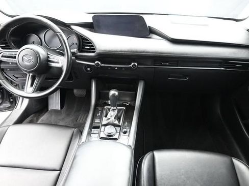 Used 2019 MAZDA MAZDA3 Sedan FWD image 10